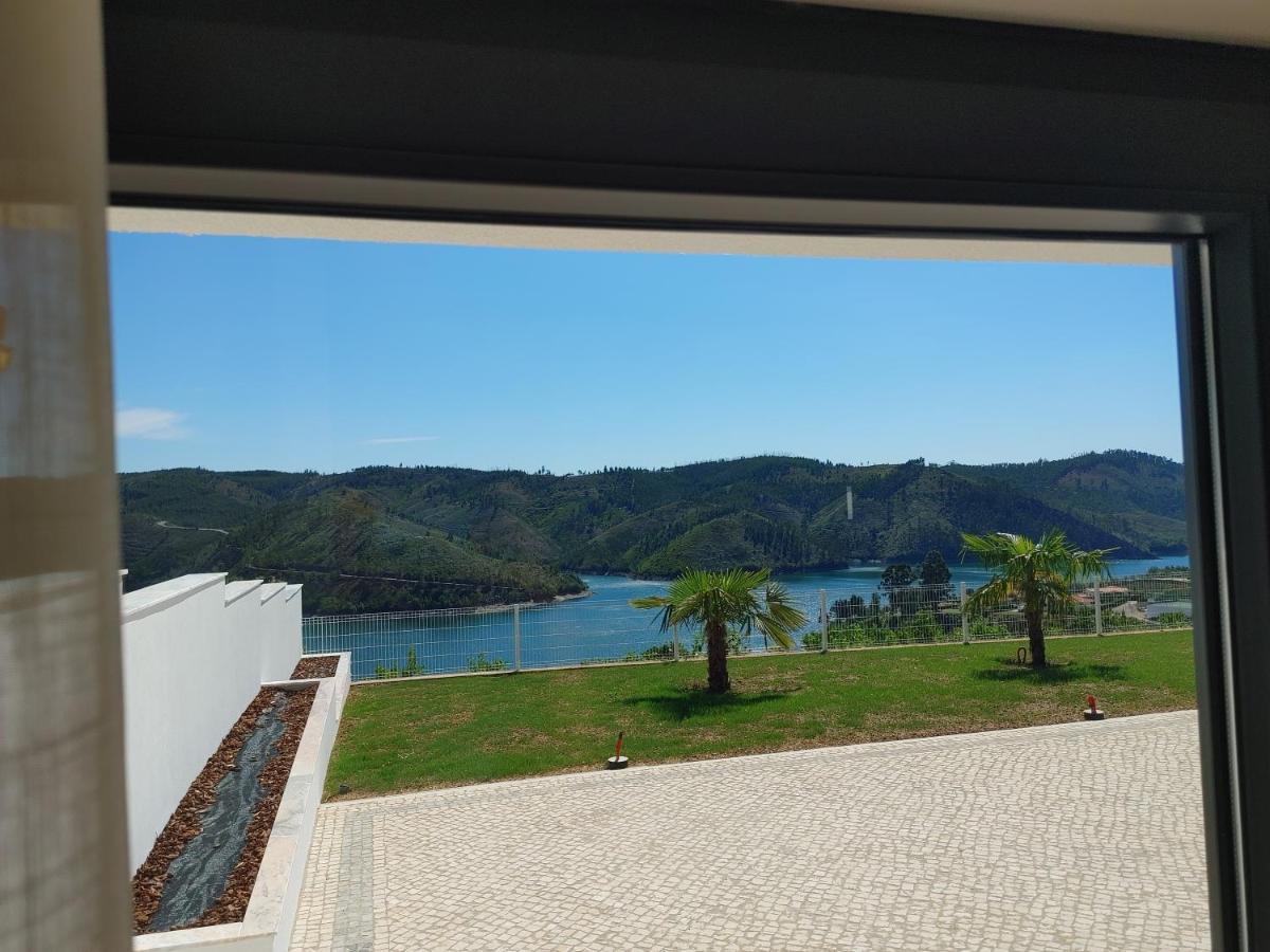 Lago Azul Villas Ferreira do Zezere Exterior photo