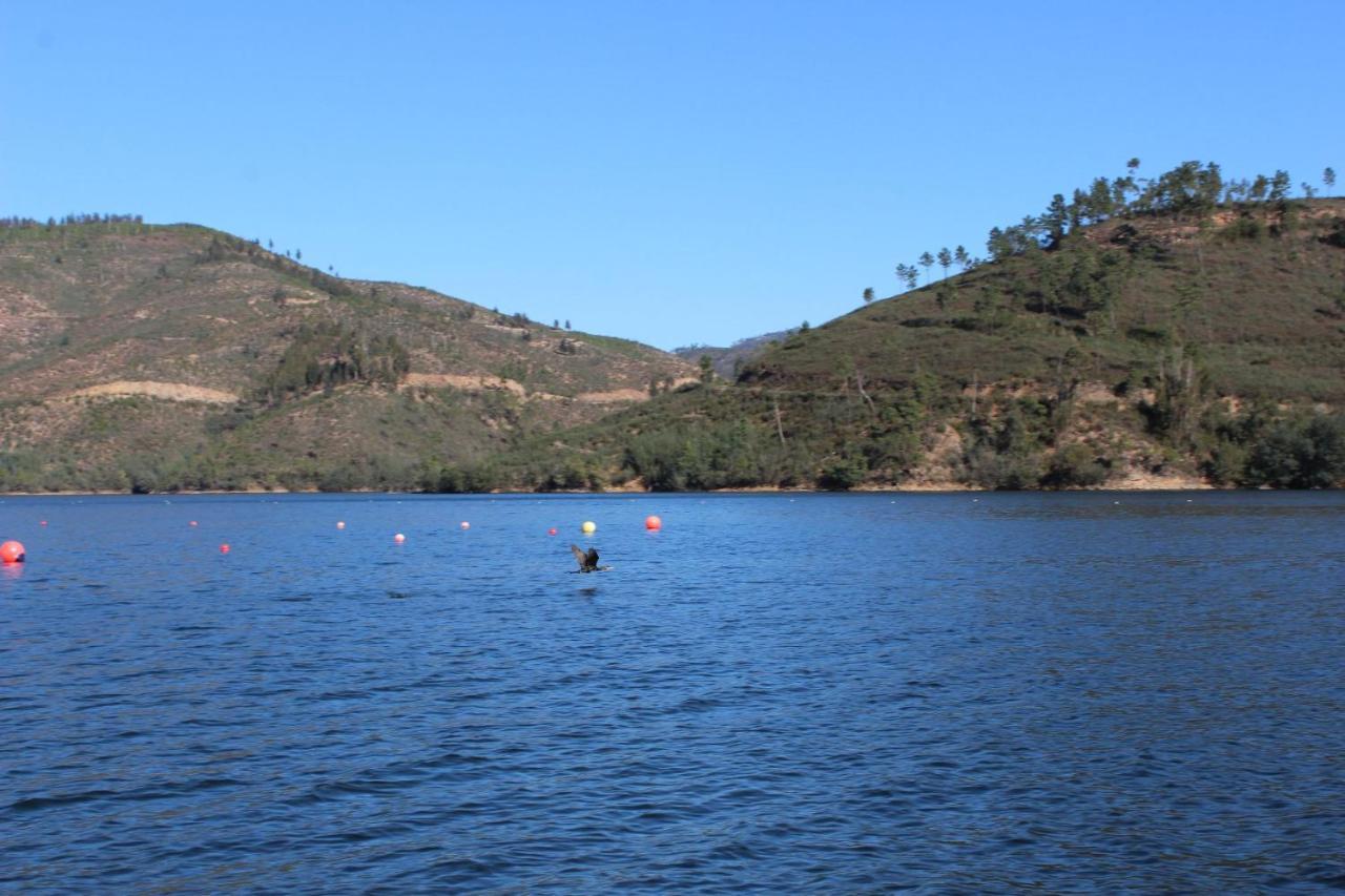 Lago Azul Villas Ferreira do Zezere Exterior photo